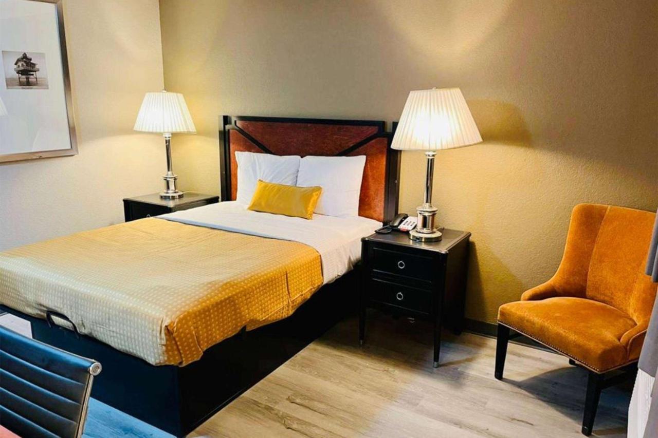 Super 8 By Wyndham Benton Harbor St Joseph Ξενοδοχείο Εξωτερικό φωτογραφία