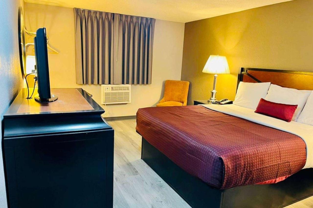 Super 8 By Wyndham Benton Harbor St Joseph Ξενοδοχείο Εξωτερικό φωτογραφία