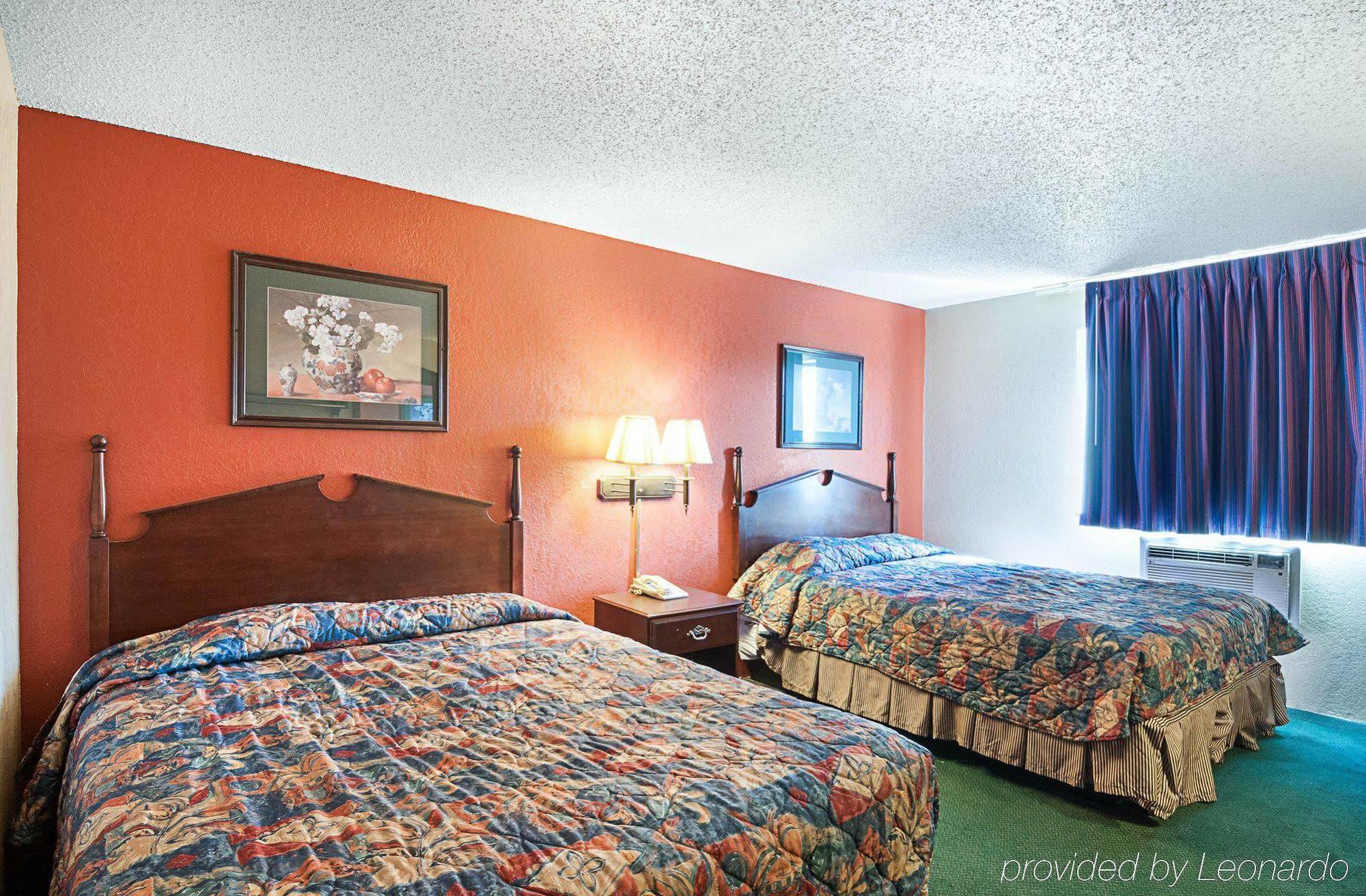 Super 8 By Wyndham Benton Harbor St Joseph Ξενοδοχείο Εξωτερικό φωτογραφία